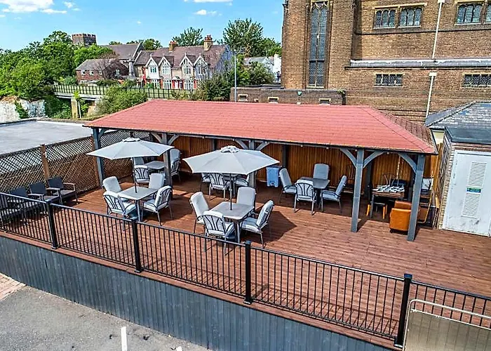 The Granby Hotel - Free Parking - Bar