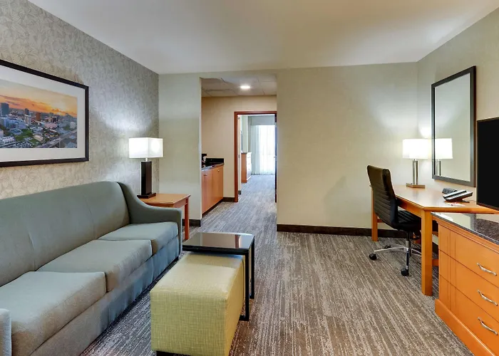 Drury Inn&Suites Orlando near Universal Orlando Resort