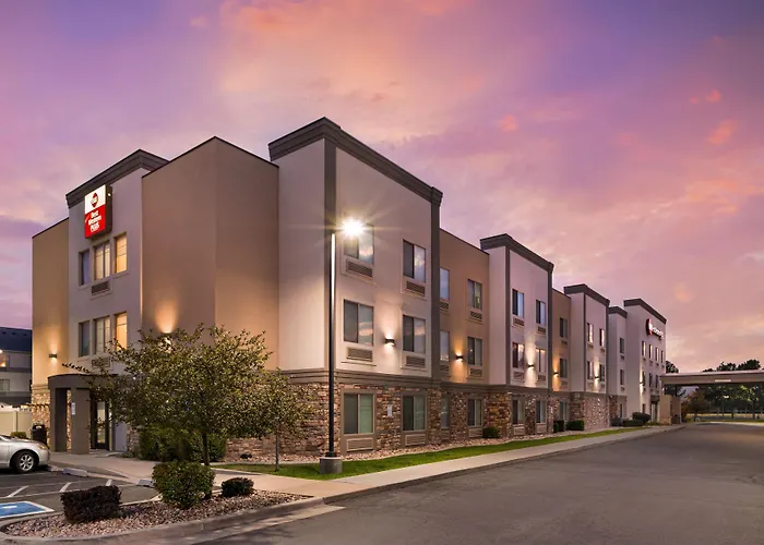 Best Western Plus Airport Inn&Suites