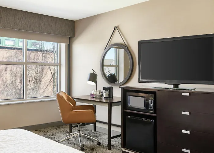 Hampton Inn Portland Downtown Waterfront
