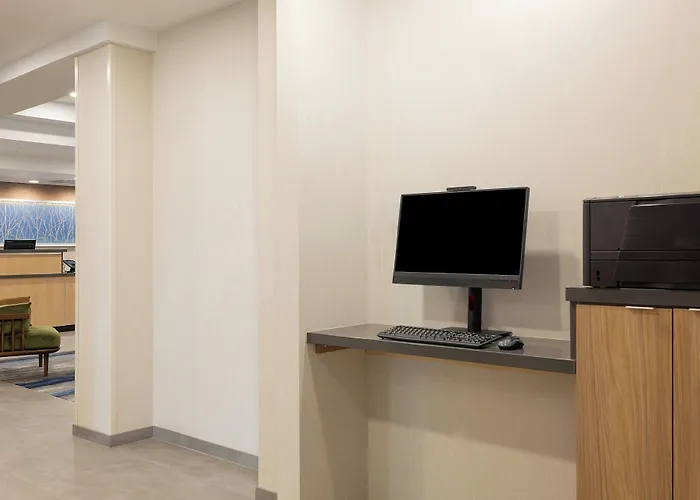 Fairfield Inn & Suites - Buffalo Airport