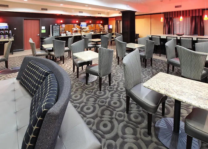 Holiday Inn Express Hotel & Suites Paris By Ihg