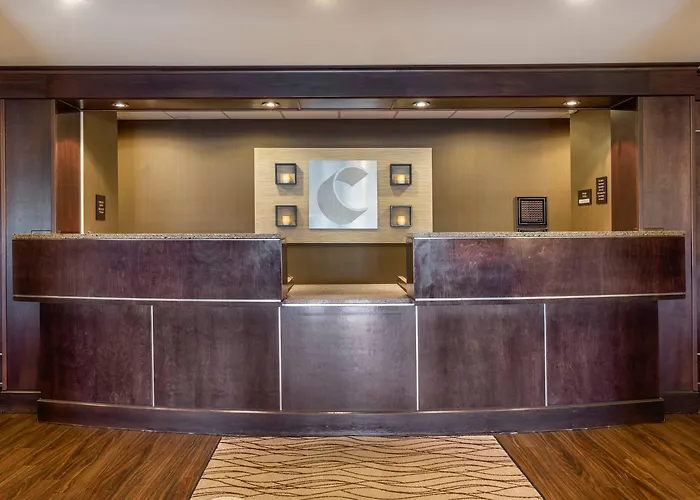 Comfort Inn & Suites Russellville I-40