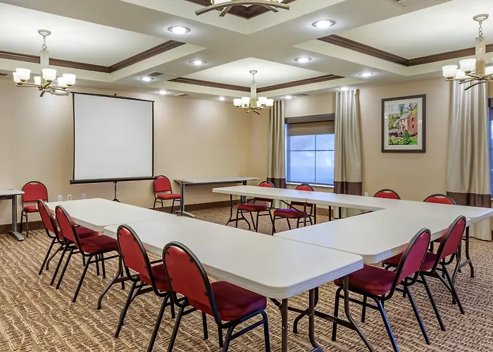 Comfort Inn & Suites Russellville I-40