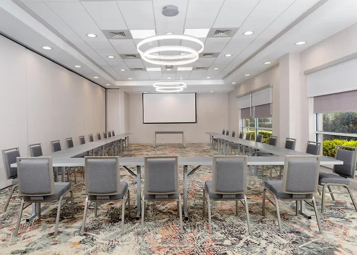 Hilton Garden Inn Buffalo Airport