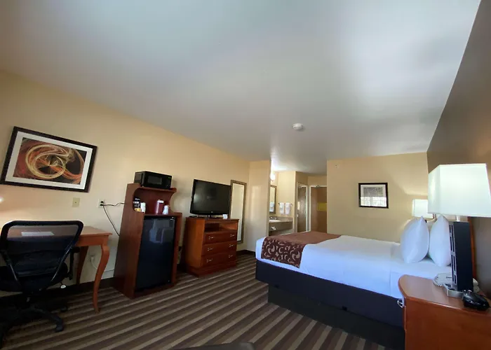 Best Western Manhattan Inn