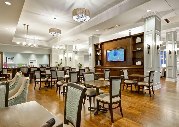 Hampton Inn & Suites Charleston Airport