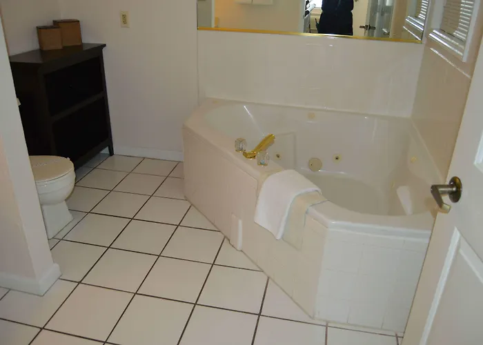 Fountain Beach Resort - Daytona Beach