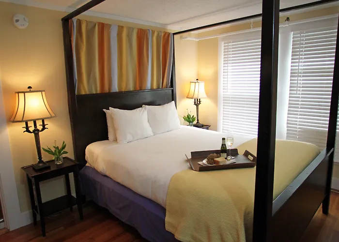 The Kennebunk Inn