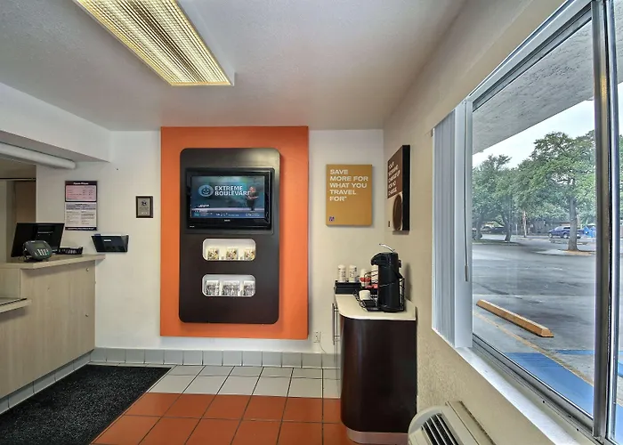 Motel 6-San Marcos, Tx