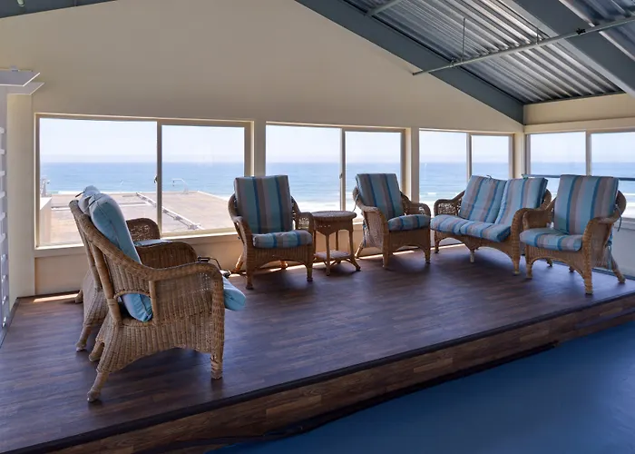 Edgewater Inn&Suites