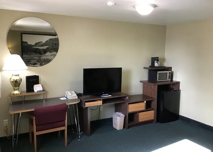 Super 8 By Wyndham Belgrade/Bozeman Airport