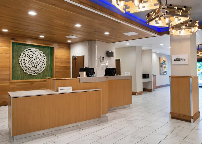 Fairfield Inn And Suites By Marriott Bakersfield Central