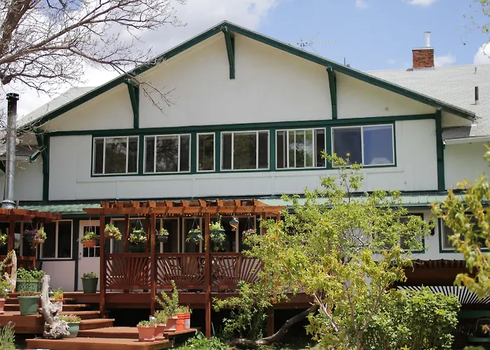 Smith Hotel Bed And Breakfast