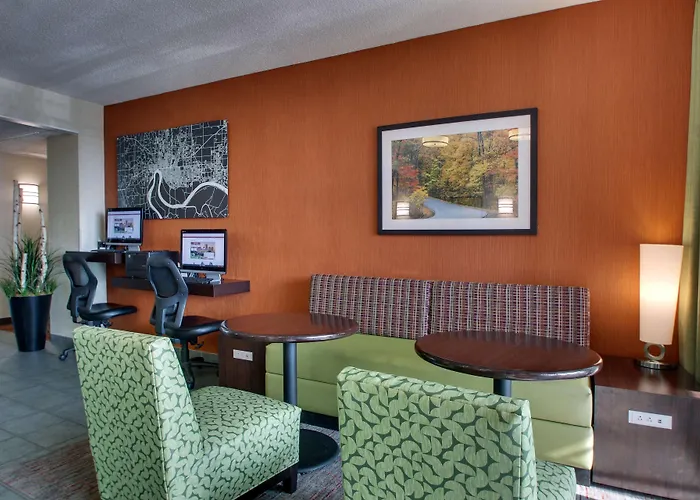 Drury Inn & Suites Evansville East