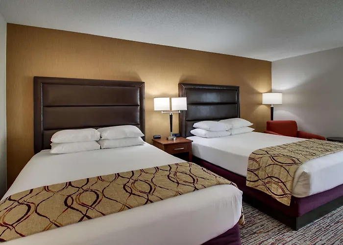 Drury Inn & Suites Evansville East