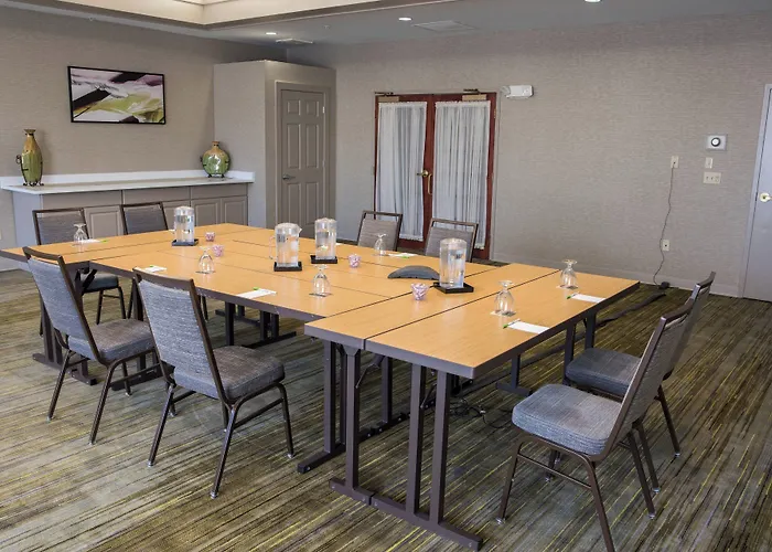 Courtyard By Marriott Norwich