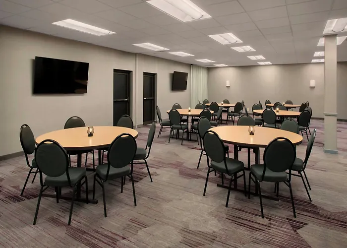 Courtyard By Marriott Mt. Laurel