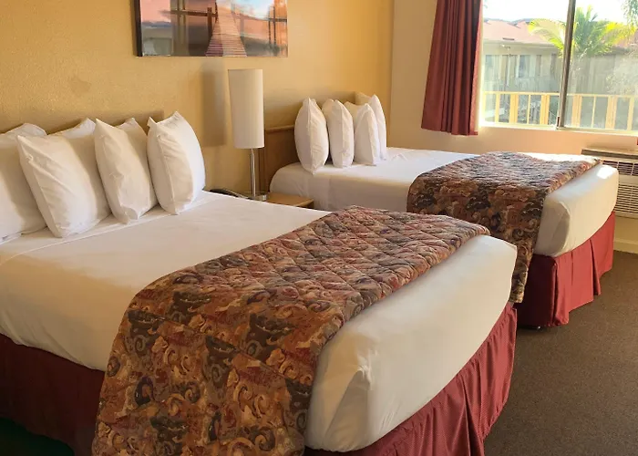 California Suites Hotel