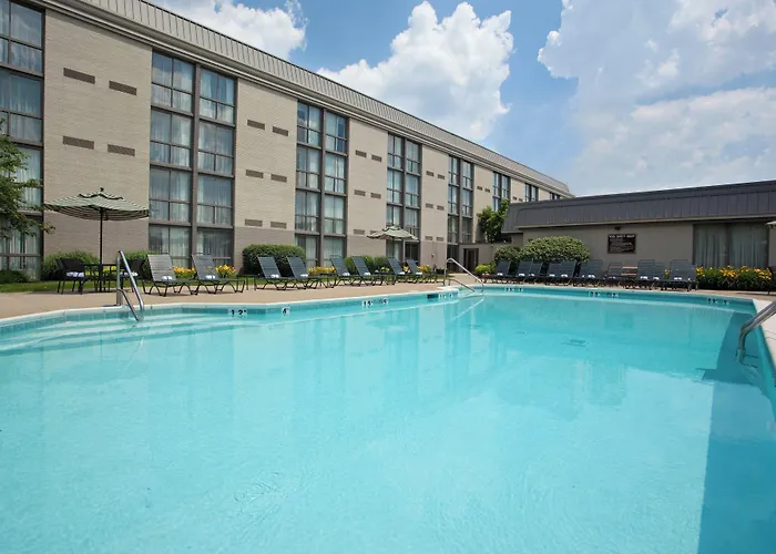 Holiday Inn Cincinnati-Riverfront By Ihg