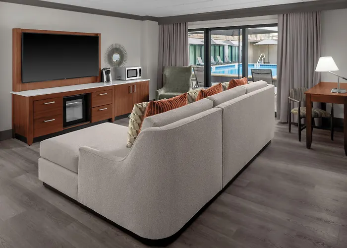 Doubletree By Hilton New Orleans