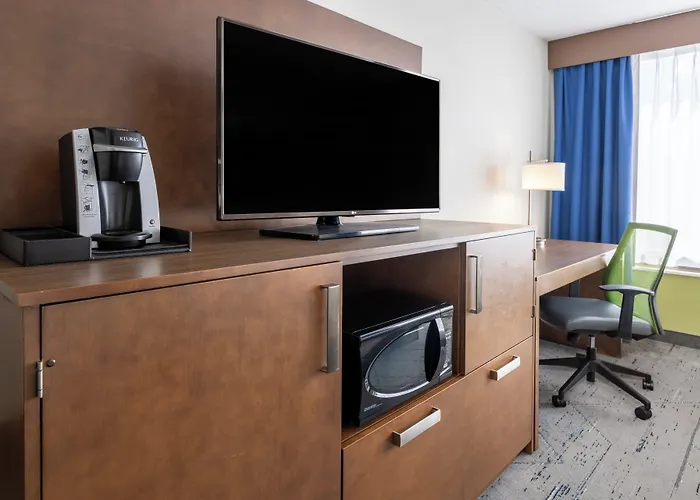 Holiday Inn Express & Suites Ft. Washington - Philadelphia By Ihg