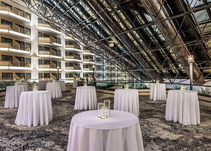 Doubletree By Hilton Hotel Newark Airport