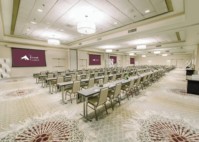 Courtyard By Marriott Nashua