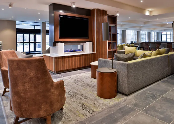 Courtyard By Marriott Edina Bloomington