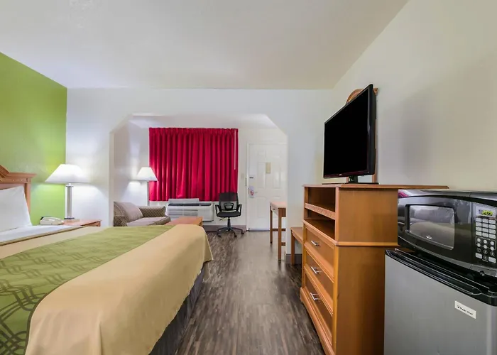 Econo Lodge & Suites Brinkley