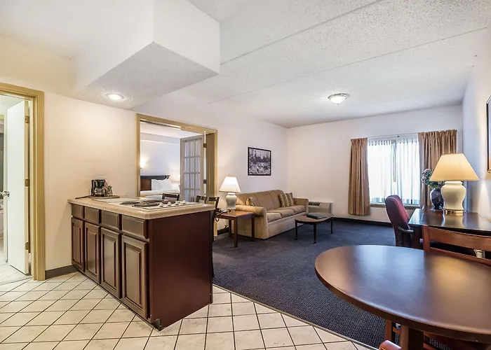 Quality Inn & Suites Albany Airport