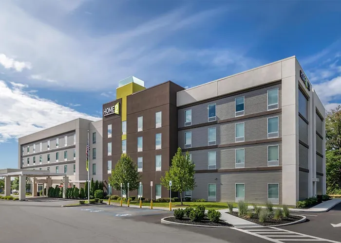 Home2 Suites By Hilton Queensbury Lake George