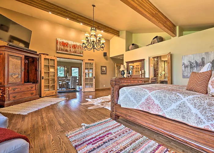 Luxe Sun Valley Retreat W/ Hot Tub, 3 Mi To Resort