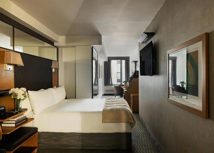 The Jewel Hotel, New York