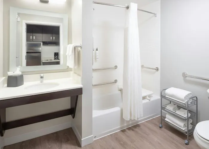 Towneplace Suites By Marriott Latham Albany Airport