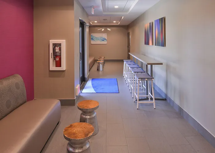 Holiday Inn Express And Suites Bryant - Benton Area By Ihg