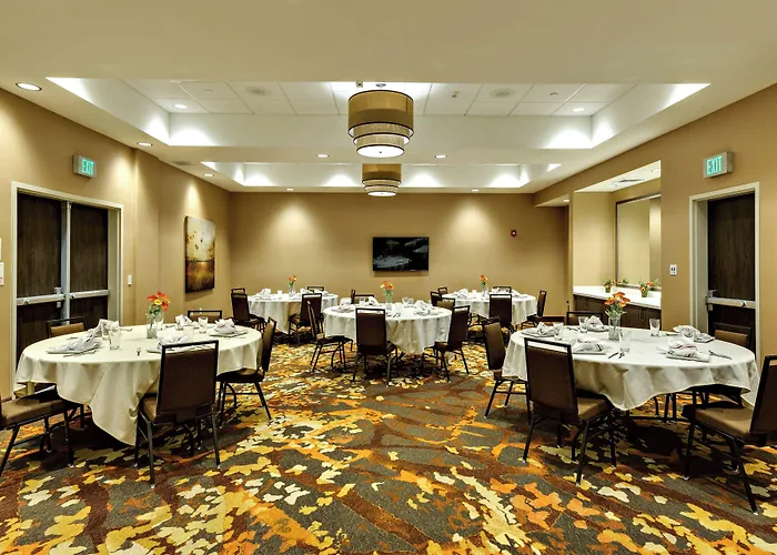Holiday Inn St. George Convention Center By Ihg
