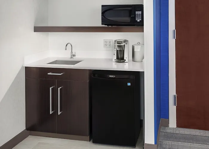 Holiday Inn Express South Portland By Ihg