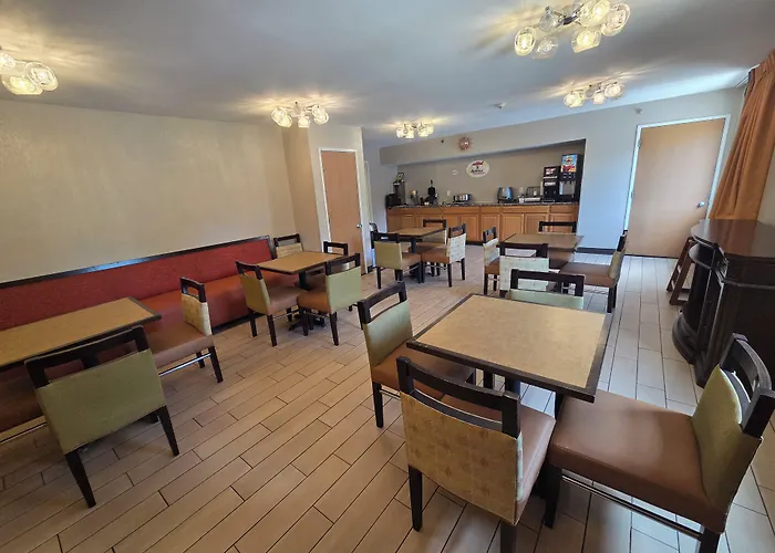 Super 8 By Wyndham Portsmouth