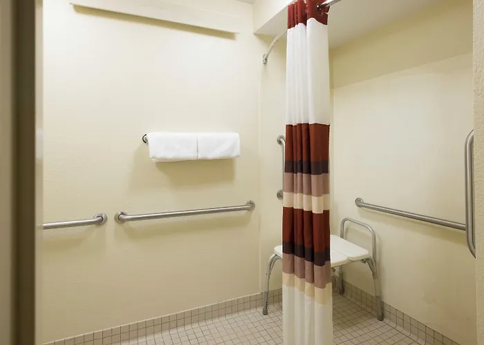 Red Roof Inn Plus+ Wilmington - Newark