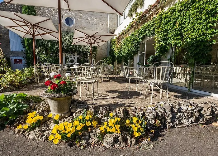 Hostellerie De Bretonniere - Groupe Logis Hotels