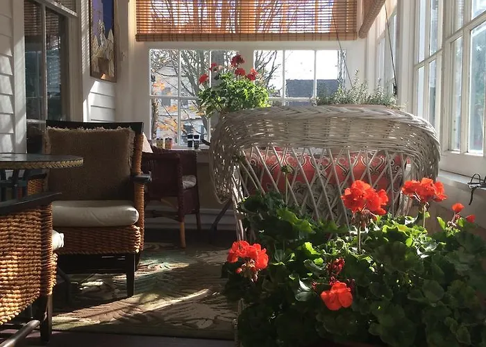 Fair Street Guest House