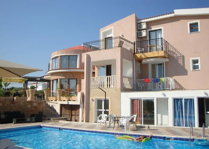 Bella Rosa Hotel Cyprus Coral Bay