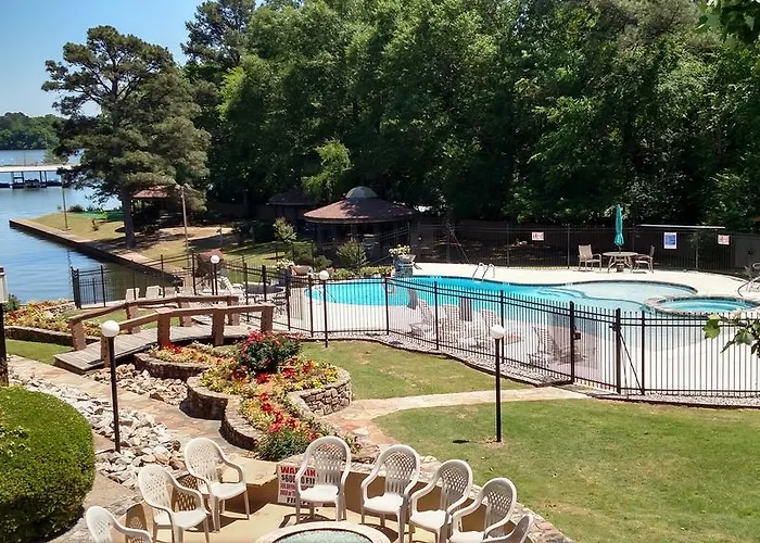 Emerald Isle Resort