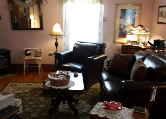 Rose & Thistle Bed & Breakfast