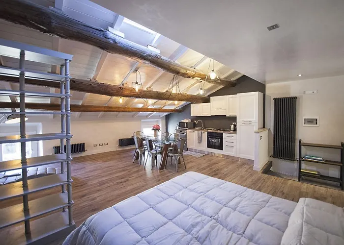 La Rocca Suite