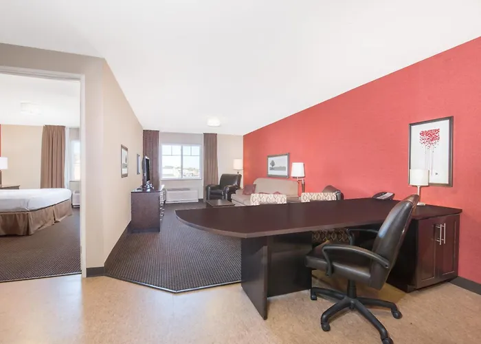 Hawthorn Suites By Wyndham Williston