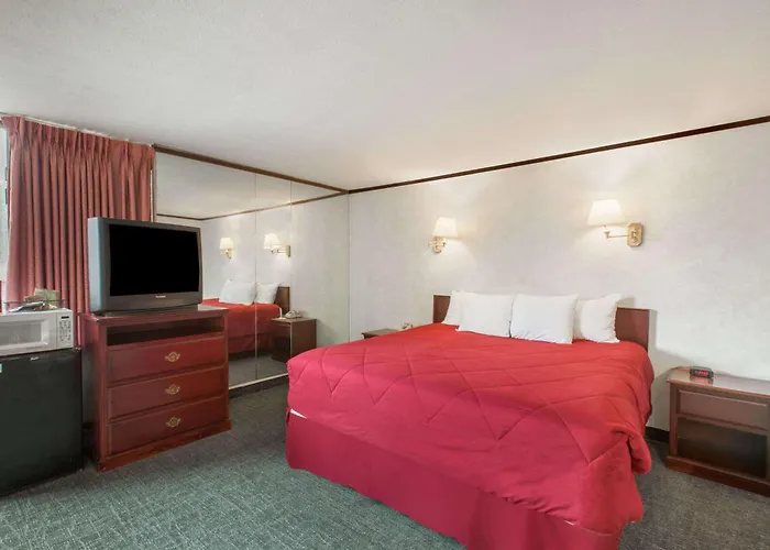 Schenectady Inn