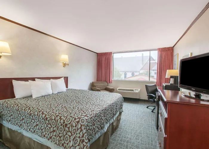 Schenectady Inn
