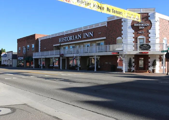 Historian Inn